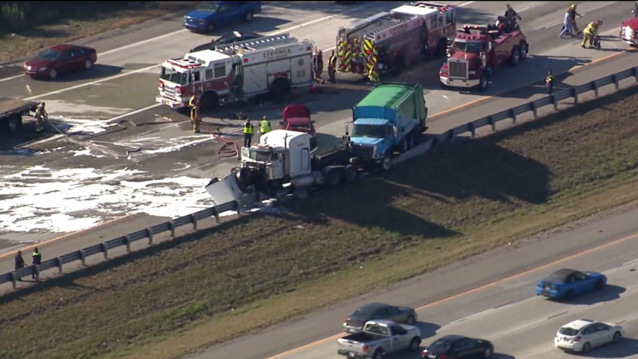 All lanes of I275 at 7 Mile Road in Livonia open after crash